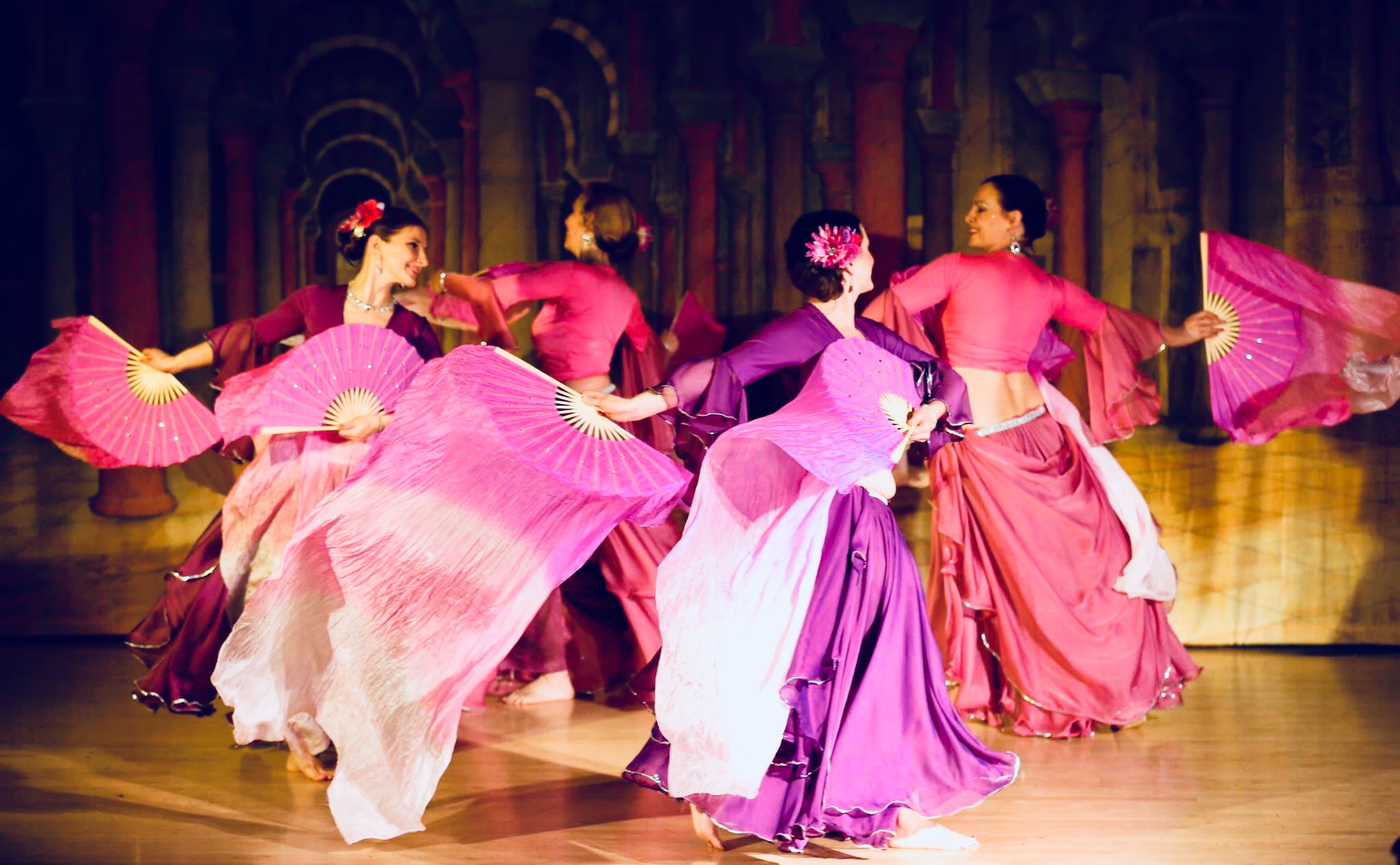 Dunyazade fan dance